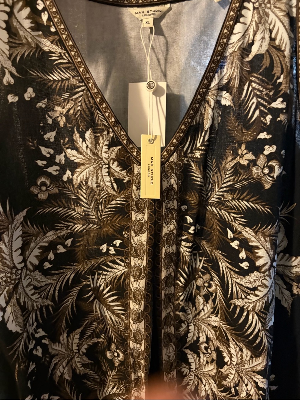 Max Studio Border Print Black Maxi Dress with Gold Botanical Motif size xl BOHO - Picture 5 of 8